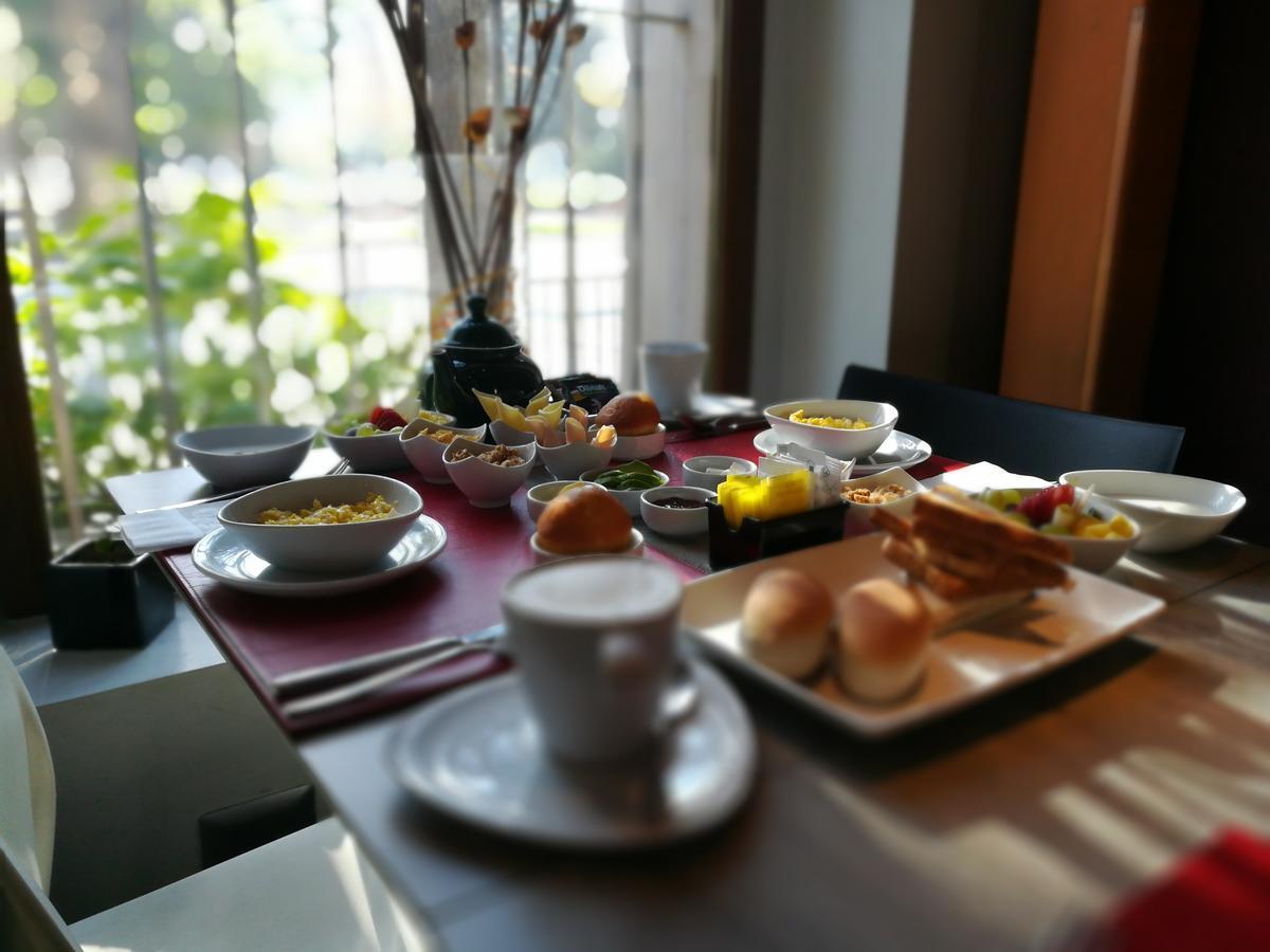 Hotel Boutique Su Merced Сантьяго Екстер'єр фото