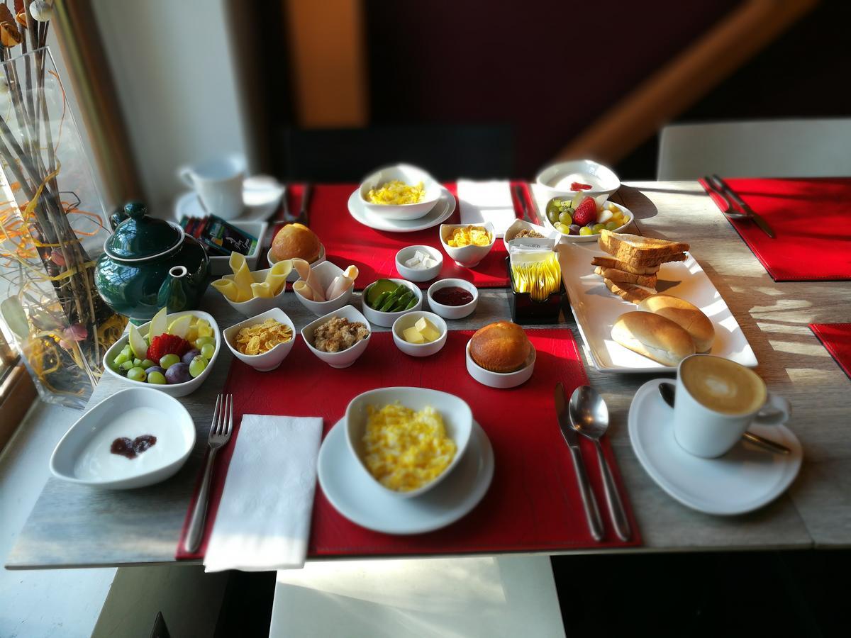 Hotel Boutique Su Merced Сантьяго Екстер'єр фото